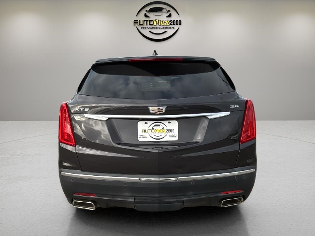 2017 Cadillac XT5 Premium Luxury photo 4