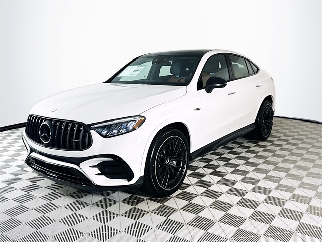 2026 Mercedes Benz GLC 43 AMG photo 2