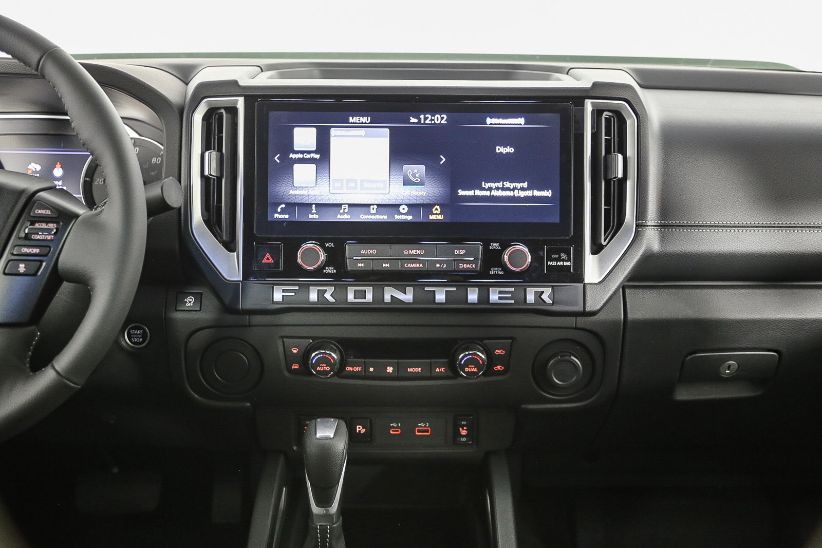 2025 Nissan Frontier SV photo 15