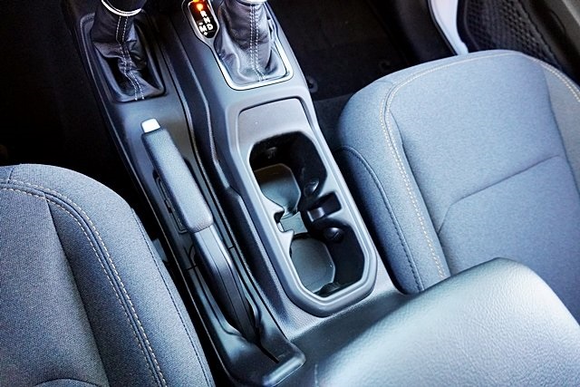 New 2026 Bright White Clear-Coat Exterior Paint Jeep Sport image 37