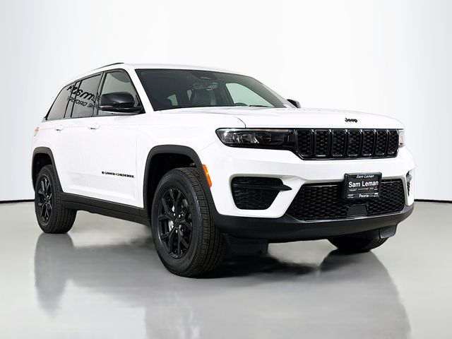 2025 Jeep Grand Cherokee Altitude's photo