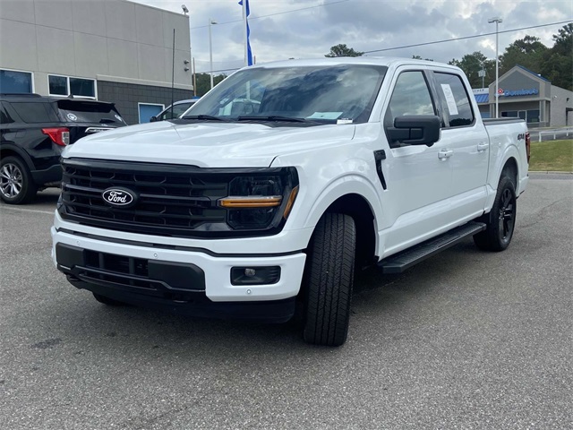 2024 Ford F-150 XLT photo 13