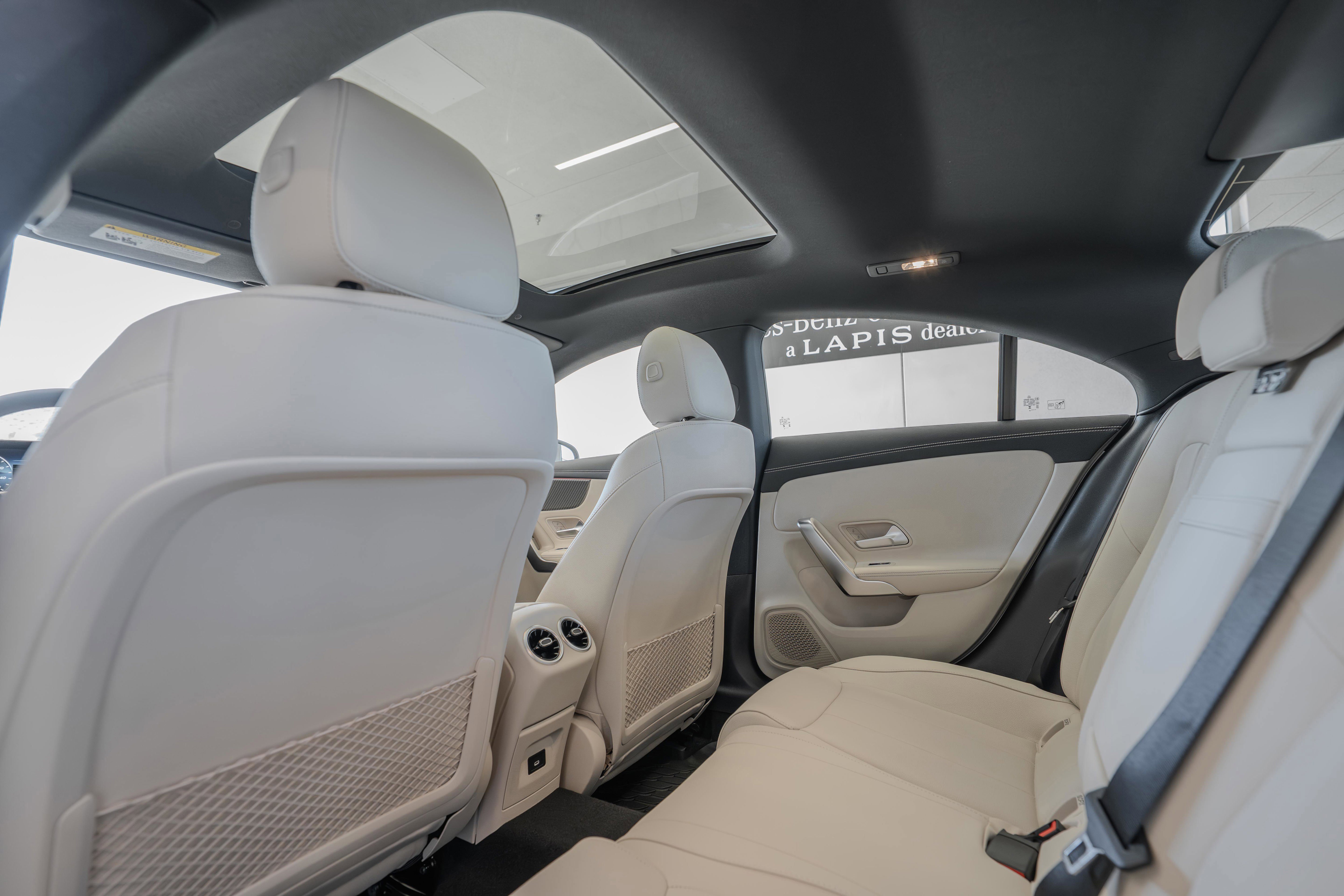 2025 Mercedes Benz CLA 250 4MATIC photo 5