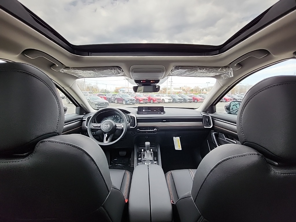 2025 Mazda CX-50 Premium photo 2