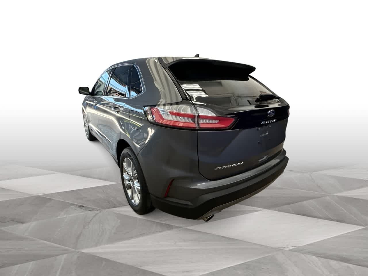 2024 Ford Edge Titanium photo 6
