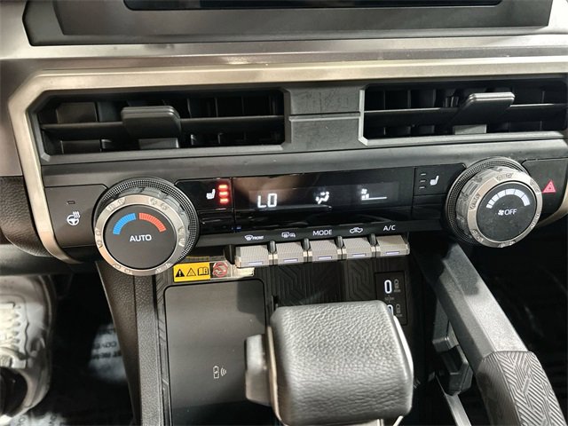 2024 Toyota Tacoma SR5 photo 16