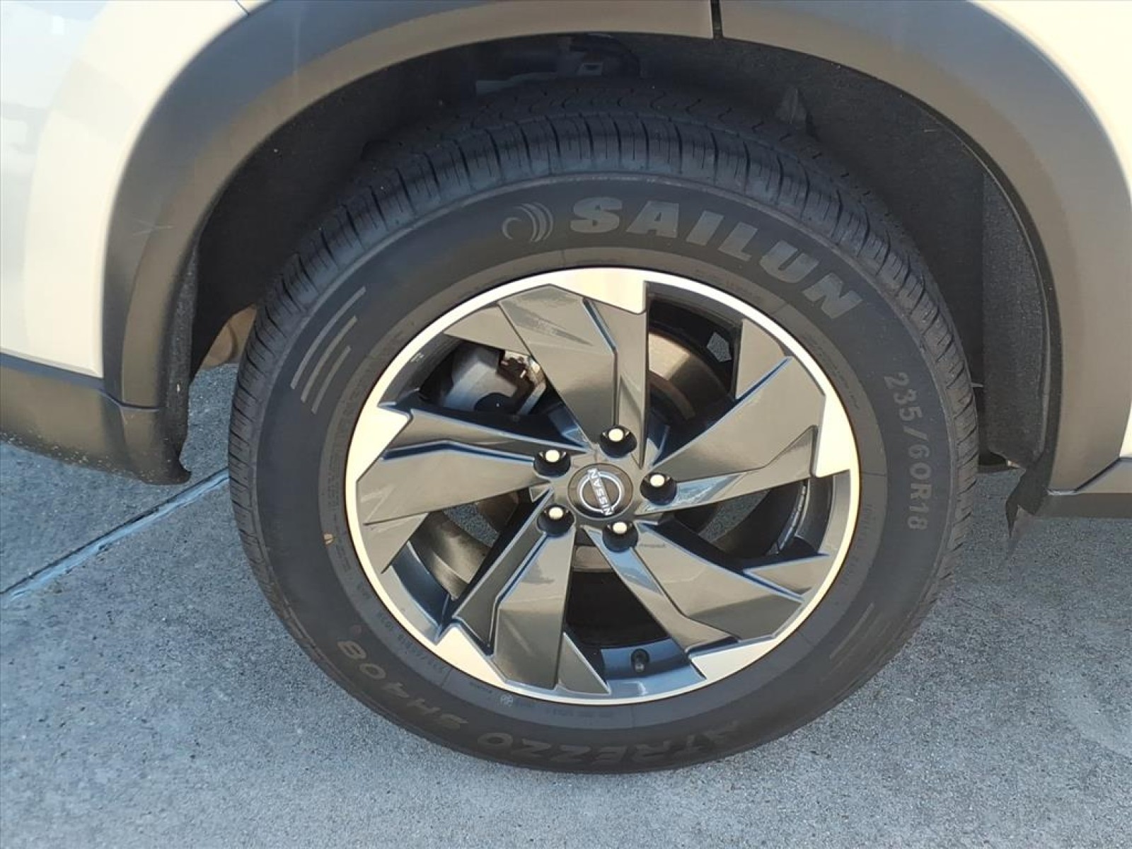 2024 Nissan Rogue SV Silver at Robbins Nissan