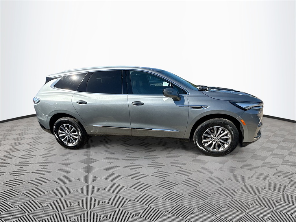 2024 Buick Enclave Premium photo 3