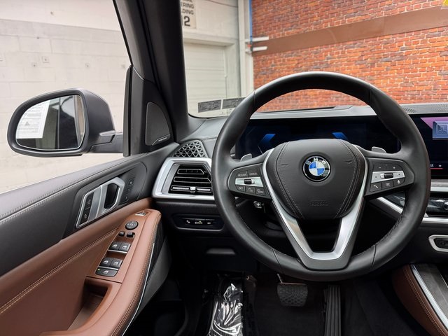 Certified Used 2024 Gray BMW xDrive40i image 13