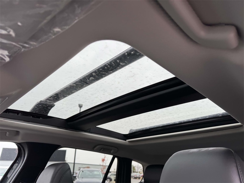 2026 Mazda CX-50 Premium Plus photo 4