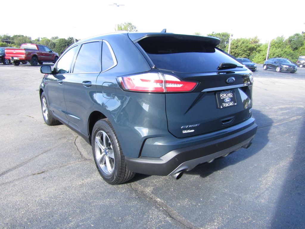 2019 Ford Edge SEL photo 5