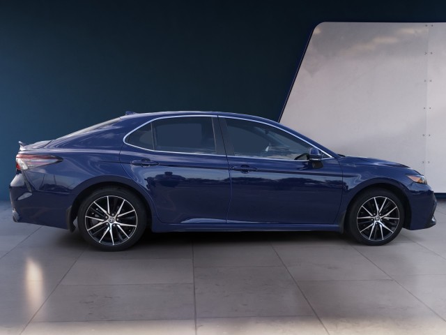 2024 Toyota Camry SE photo 6