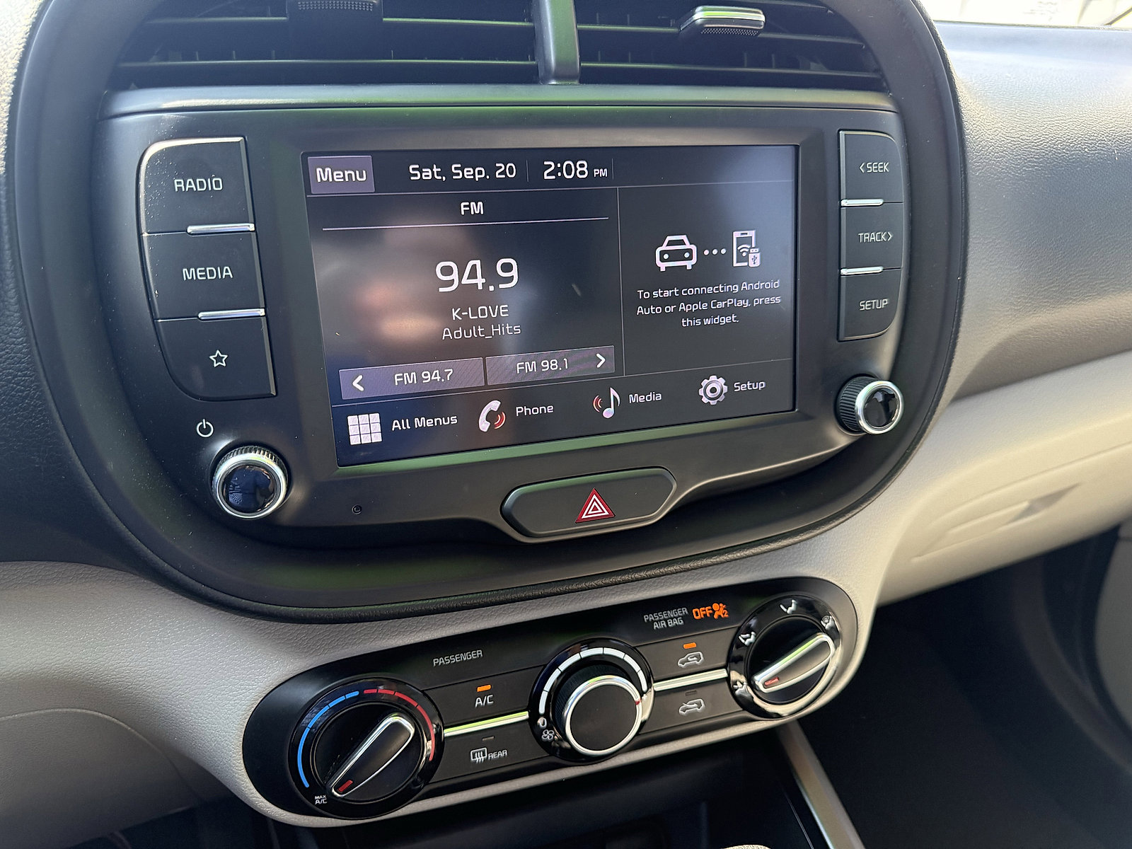 2023 Kia Soul LX S photo 13