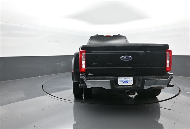 2025 Ford F-350 XLT photo 3