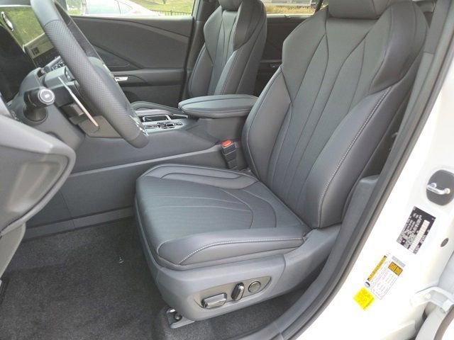 2026 Lexus TX 500h F SPORT Performance Premium photo 4