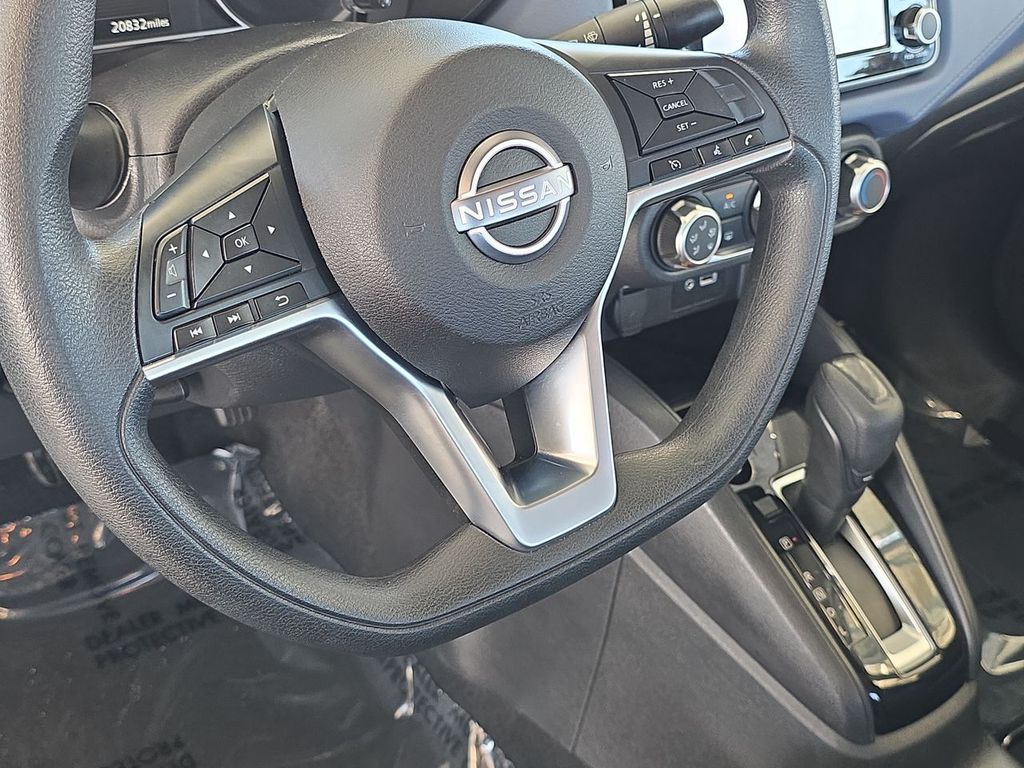 2024 Nissan Versa SV photo 11