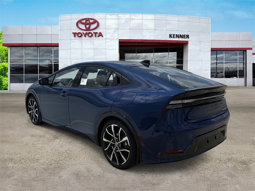 2025 Toyota Prius Plug-in Hybrid XSE Premium photo 3