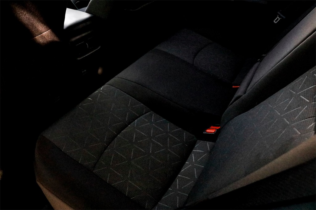 2024 Toyota RAV4 XLE photo 22