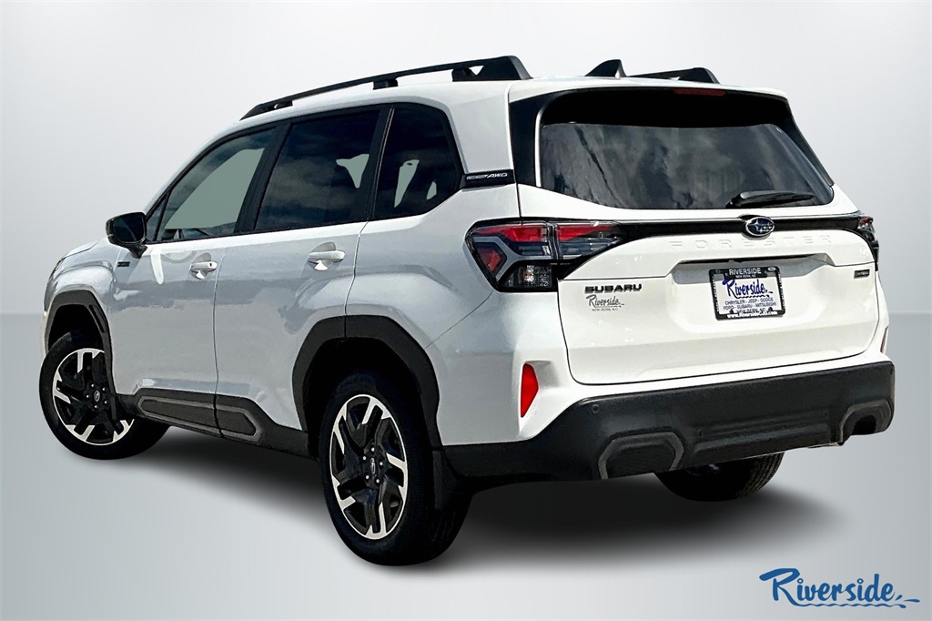 2025 Subaru Forester Limited photo 2