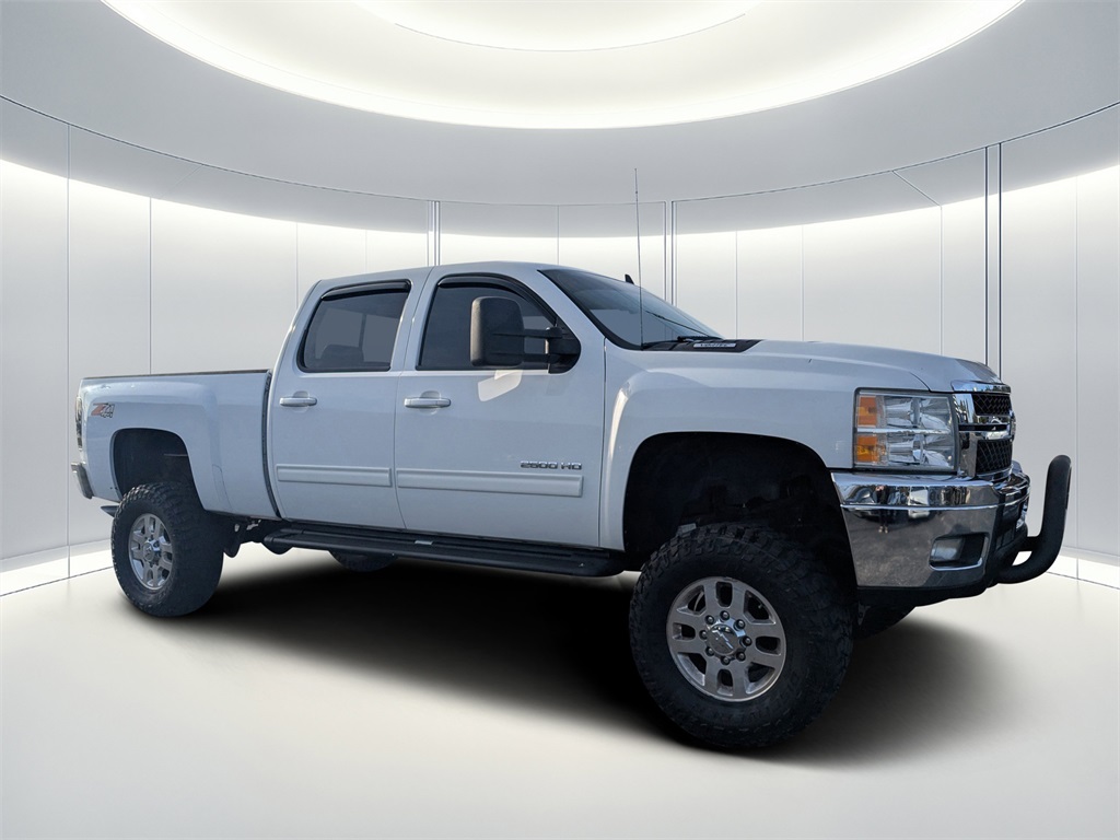 2012 Chevrolet Silverado HD LTZ's photo