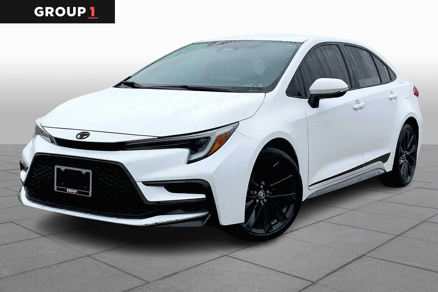 2024 Toyota Corolla SE's photo