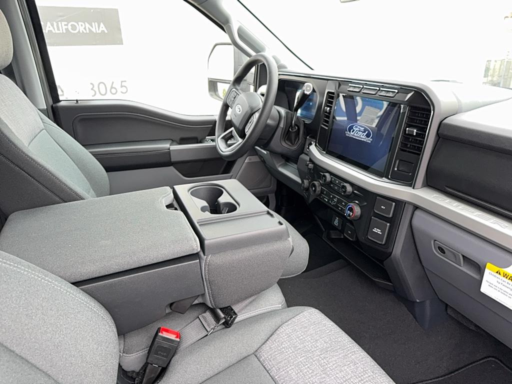 2024 Ford F-250 XLT photo 21