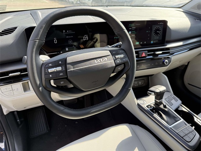 2026 Kia Sportage EX photo 2