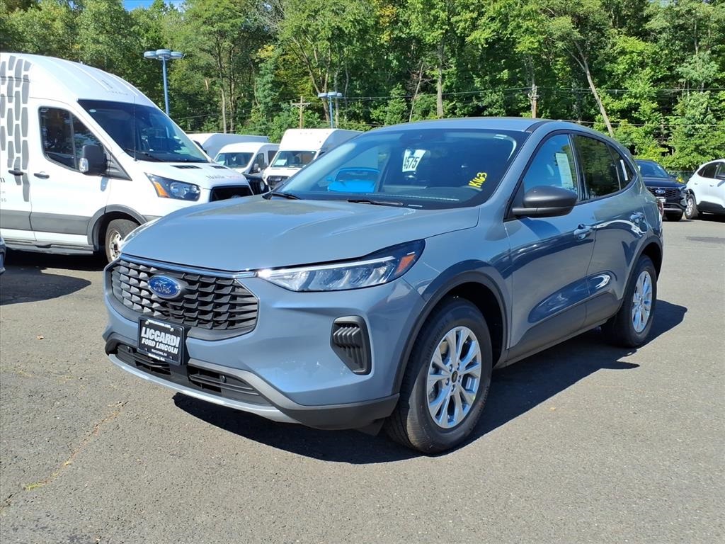 2025 Ford Escape Active photo 3