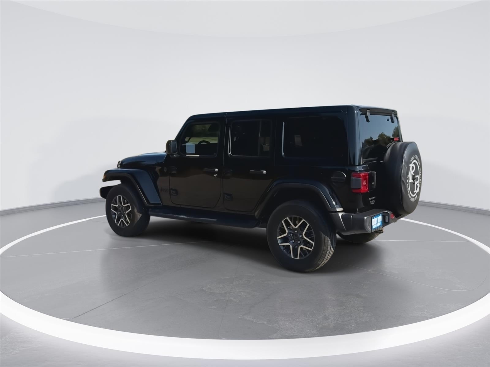 2025 Jeep Wrangler Sahara photo 6