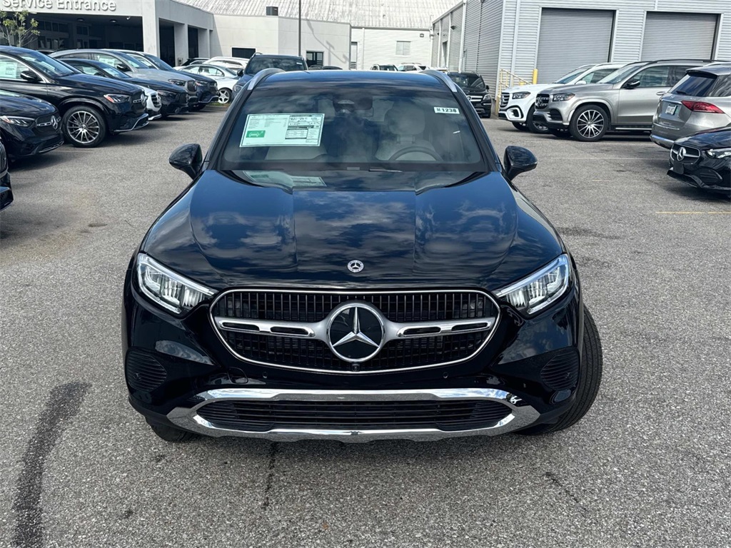 2026 Mercedes Benz GLC 350e 4MATIC photo 2