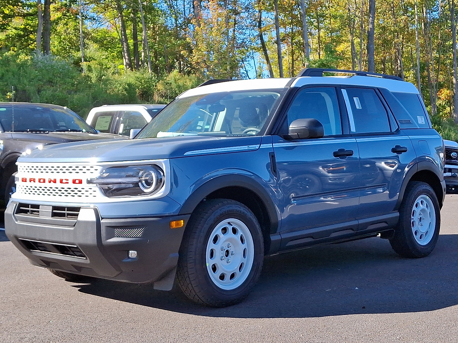 2025 Ford Bronco Sport Heritage photo 2