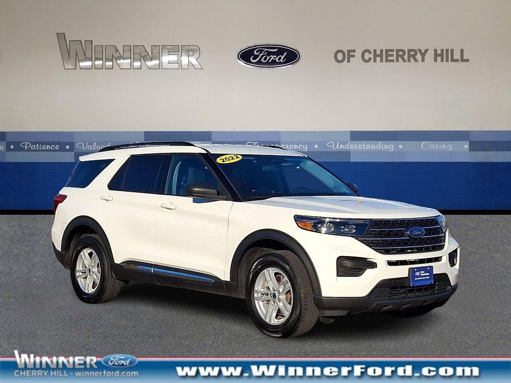 2022 Ford Explorer XLT's photo