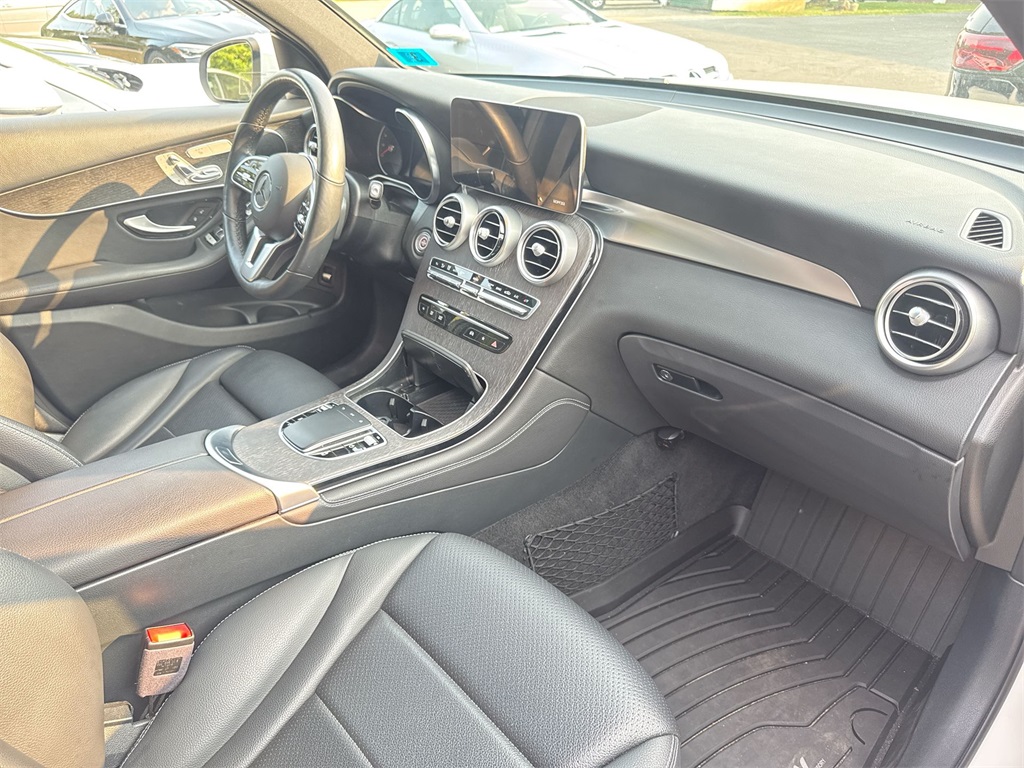 2020 Mercedes Benz GLC 300 4MATIC photo 24
