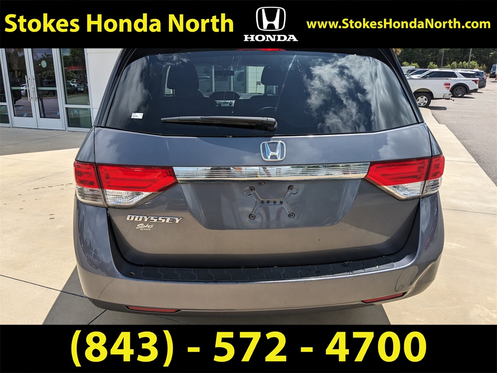 2016 Honda Odyssey LX photo 3