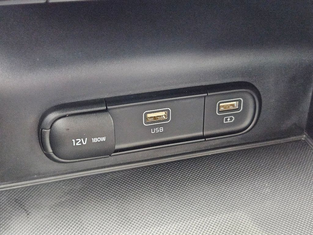 2021 Kia K5 EX photo 19