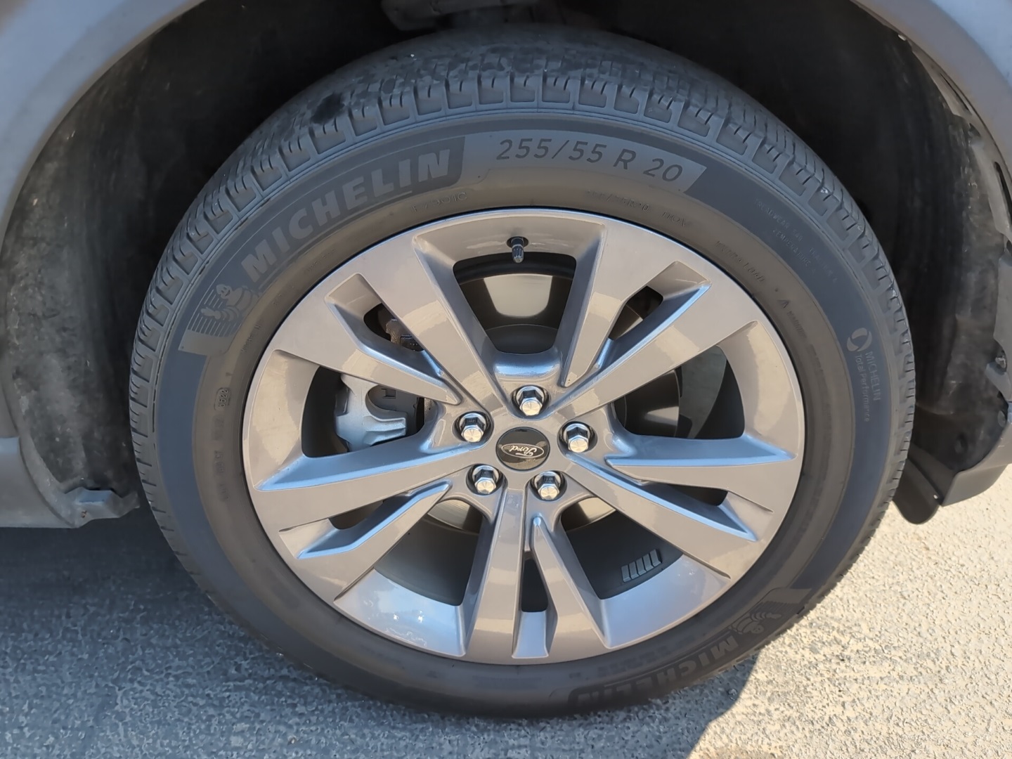 2022 Ford Explorer XLT photo 4