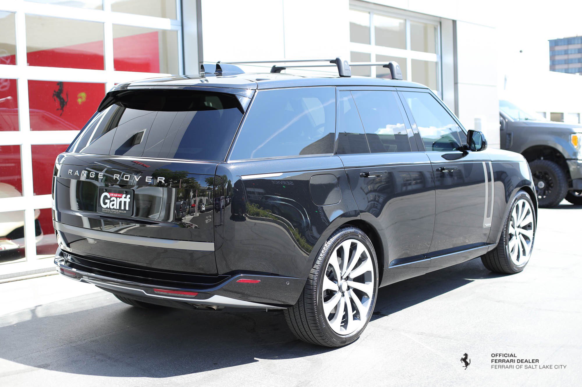 2025 Land Rover Range Rover Autobiography photo 5
