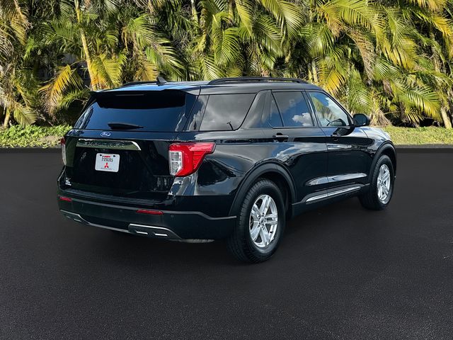 2023 Ford Explorer XLT photo 4