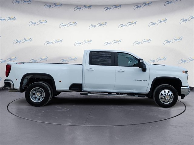 2026 Chevrolet Silverado 3500HD LT photo 6