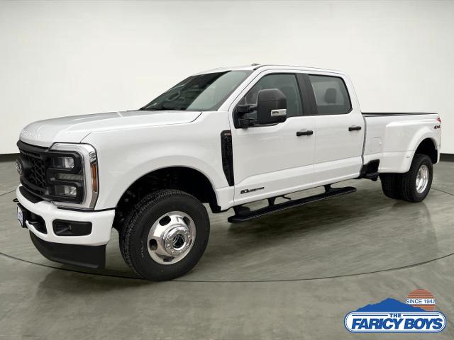 2026 Ford F-350 Super Duty XL's photo