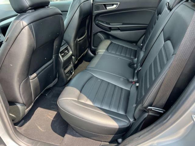 2022 Ford Edge SEL photo 12