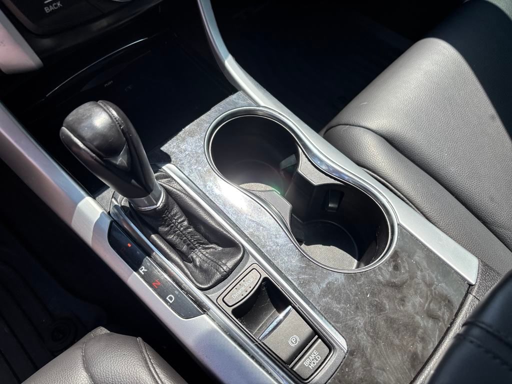 2020 Acura TLX 2.4L photo 25