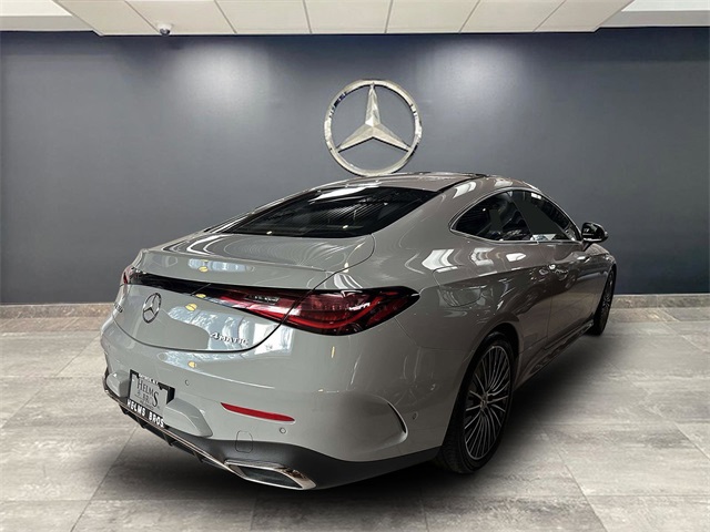 2024 Mercedes Benz CLE 300 4MATIC Coupe photo 2