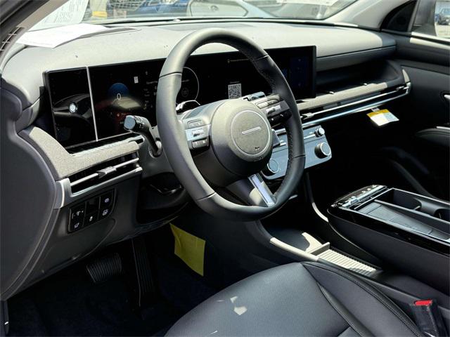 2025 Hyundai Tucson Hybrid Limited photo 2