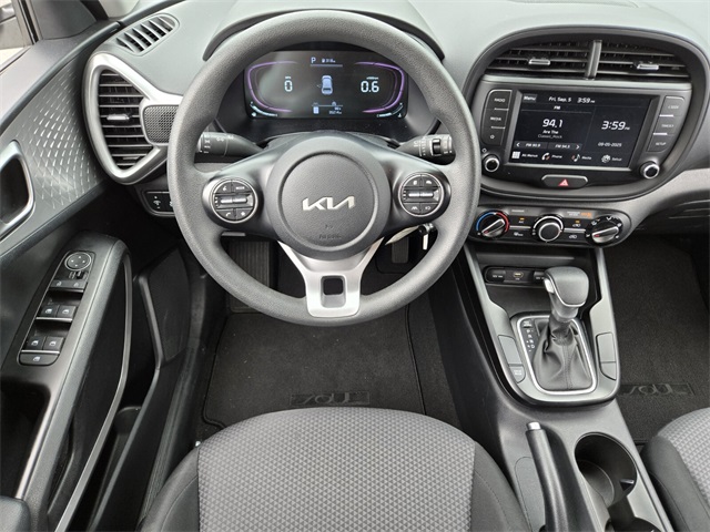 2024 Kia Soul LX photo 10