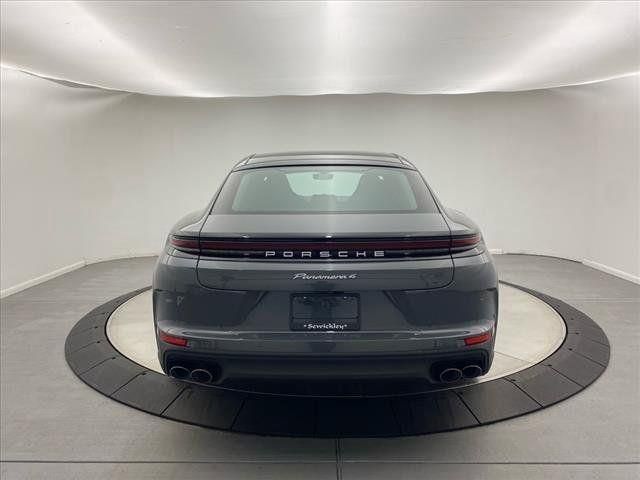 2025 Porsche Panamera 4 photo 6