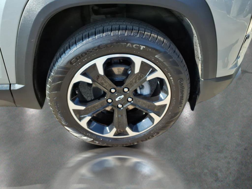 2025 Chevrolet Equinox LT photo 11
