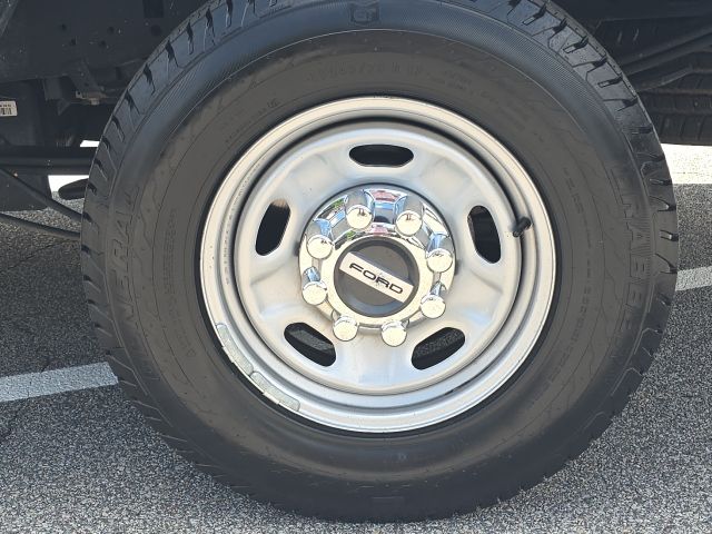2021 Ford F-250 XL photo 11