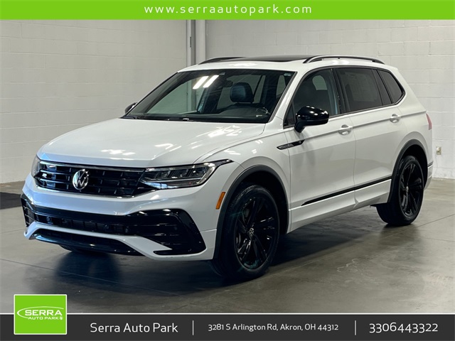 2023 Volkswagen Tiguan SE R-LINE BLACK
