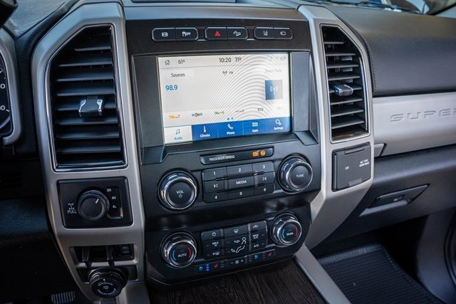 2021 Ford F-350 photo 21